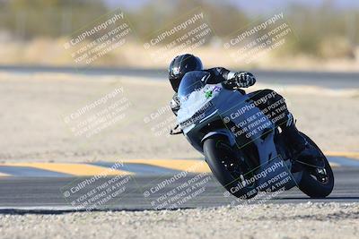 media/Jan-10-2025-CVMA Friday Practice (Fri) [[489e0da257]]/Group 4 and Trackday/Session 5 (Turn 7)/